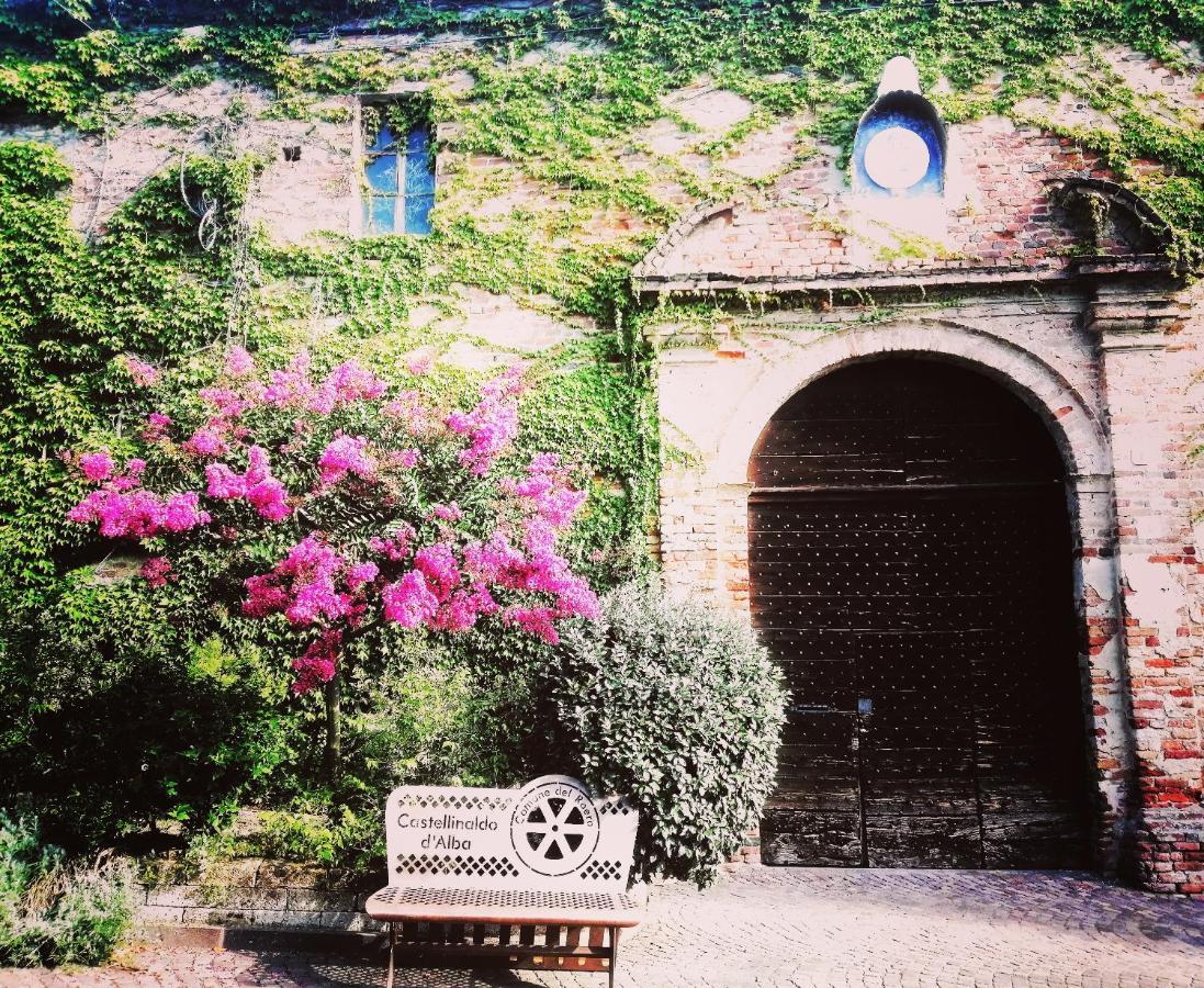 Teresa Al Belvedere Rooms&Holidayapartments Camere&Appartamenti Castellinaldo Exterior foto