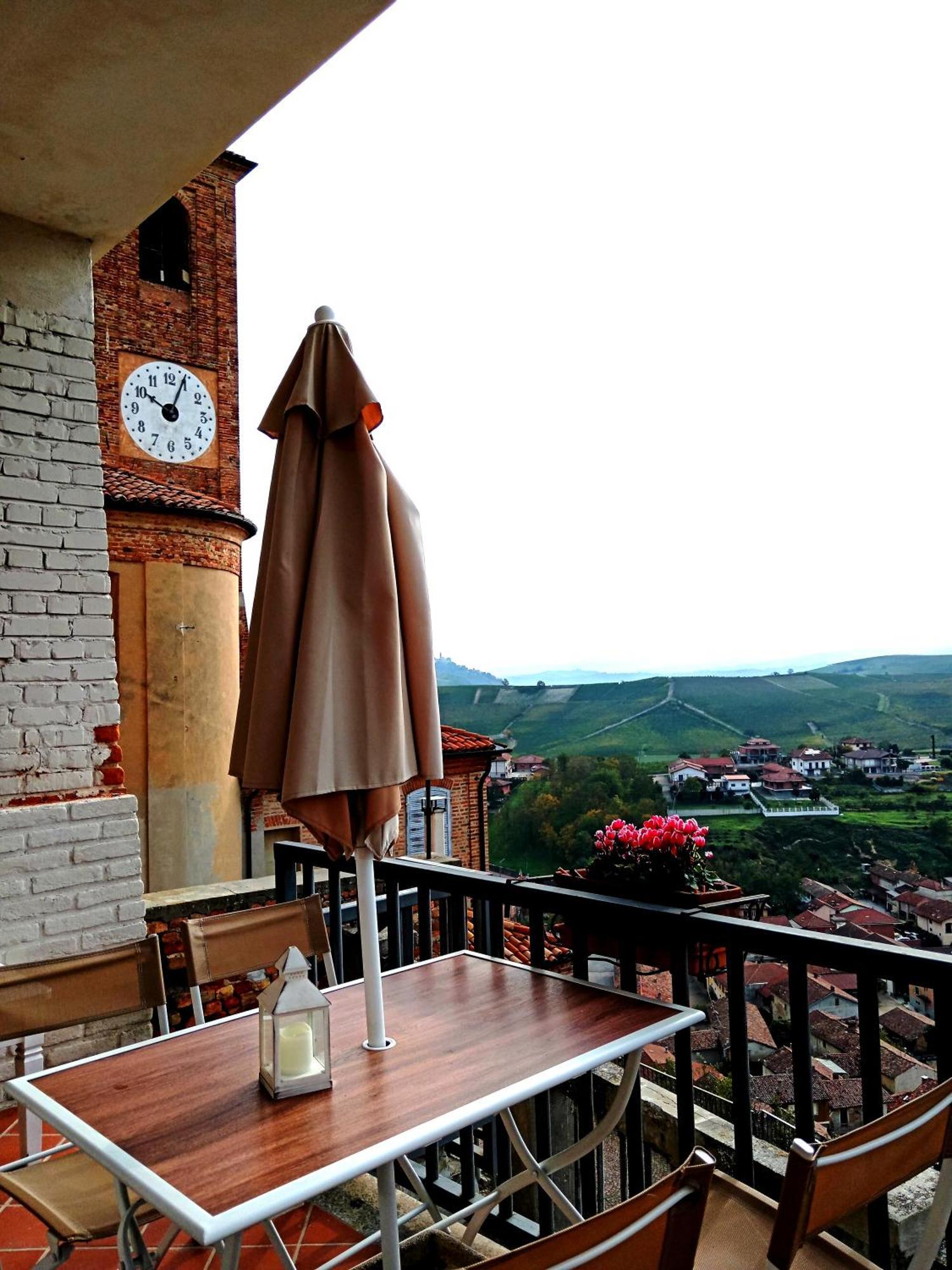 Teresa Al Belvedere Rooms&Holidayapartments Camere&Appartamenti Castellinaldo Exterior foto